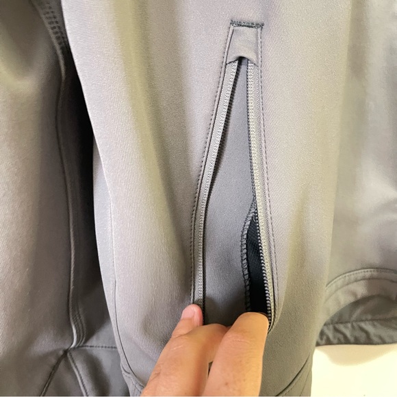 Carhartt Rain Defender Relaxed Fit Heavyweight Softshell Jacket - Picture 8 of 15